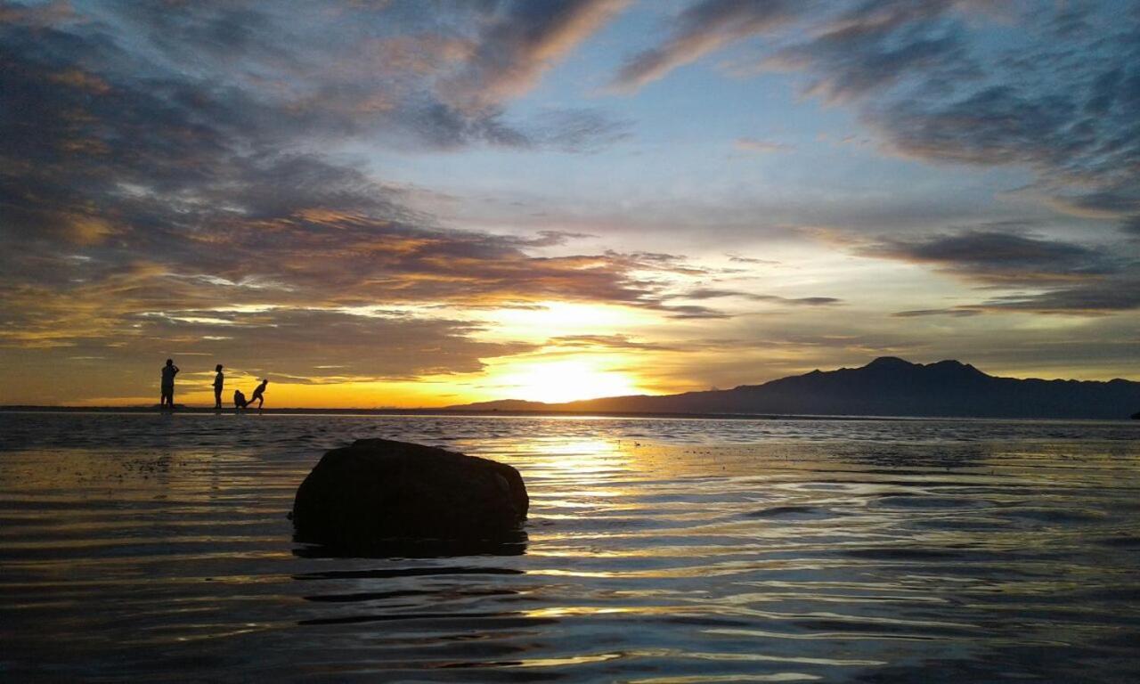 Apo Diver Beach Resort San Juan  Dış mekan fotoğraf