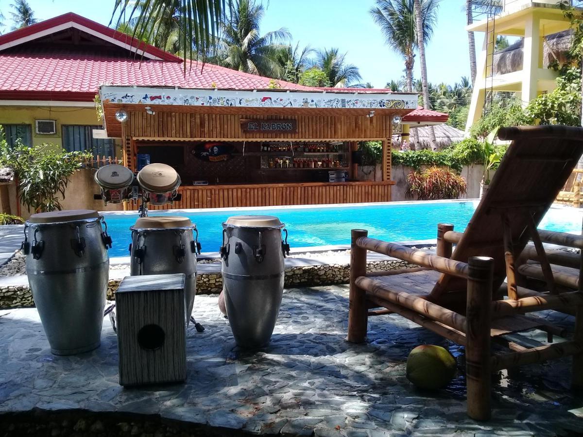 Apo Diver Beach Resort San Juan  Dış mekan fotoğraf