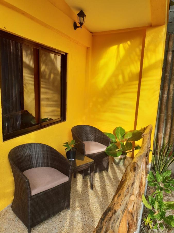 Apo Diver Beach Resort San Juan  Dış mekan fotoğraf