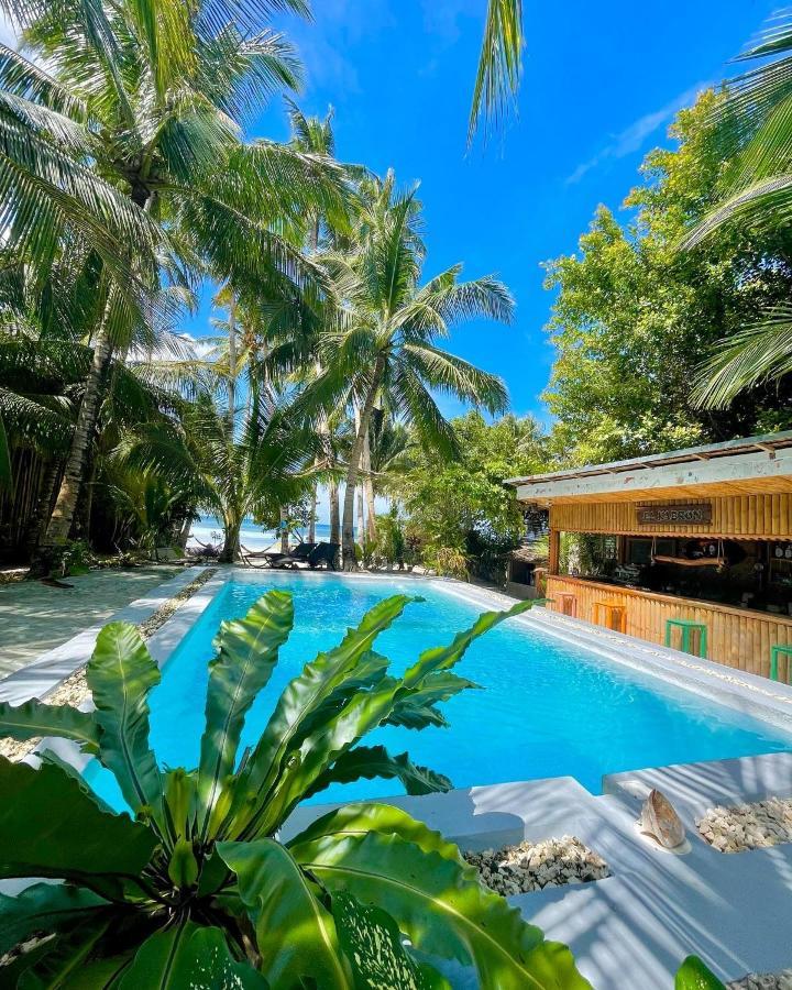 Apo Diver Beach Resort San Juan  Dış mekan fotoğraf